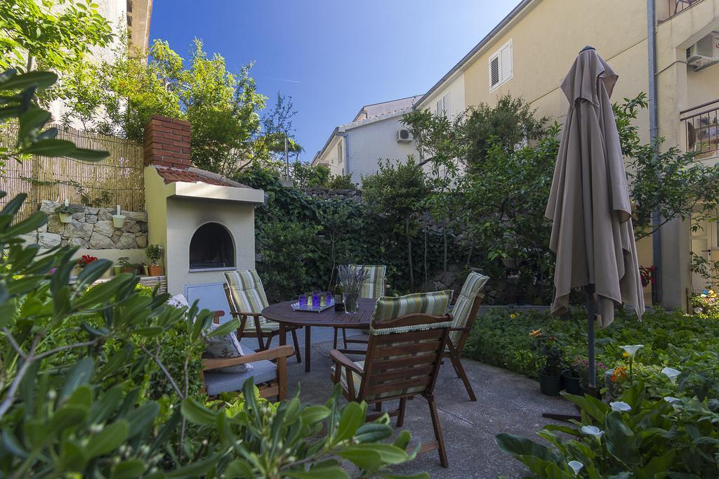 Apartments Garmaz Podgora Exterior foto